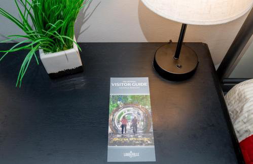 The Lucky Horseshoe 4BR Derby Side Retreat - Foto 27