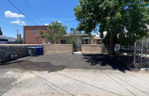 Close to All, Restfull, Cozy Duplex B in Downtown, UTEP, Hospitals - Foto 28