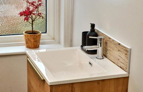 Settle in Winchester - Stylish Self Check-In Rooms - Foto 54