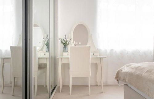 Lovely En-suite Flat with Balcony and Parking. - Foto 15