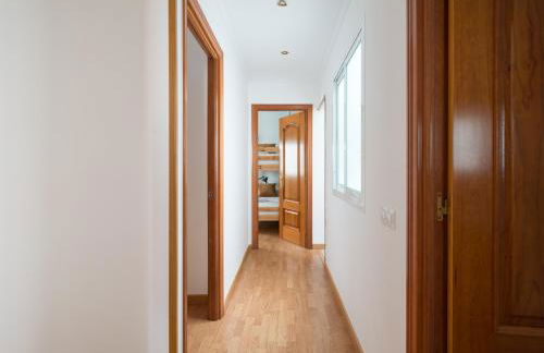 Moderno piso de 3 habitaciones cerca de Triana - Foto 27