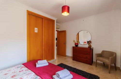James's Quinta das Palmeiras, spacious 2 bedroom apartment in luxury complex, walking distance to town and beach - Foto 29