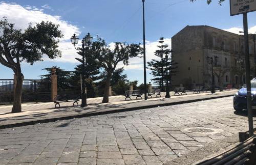 Dépendance of the Frazzetto Sisters - Foto 32