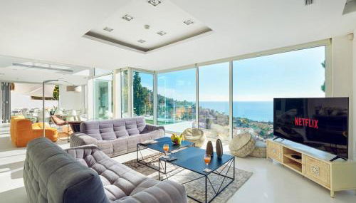 Villa in Sitges with Pool, Jacuzzi, BBQ, View, AC, 12Pax - Foto 2