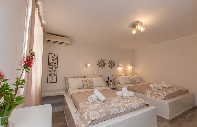 Naxos Enjoy Apartments - Photo 9