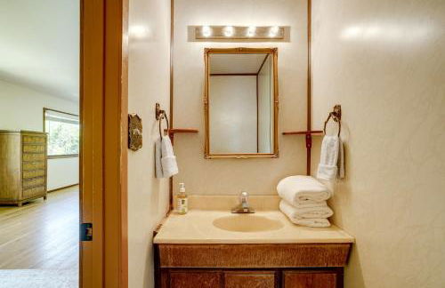 Near Golf, Trails and Parks Lush Pinole Retreat - Foto 14