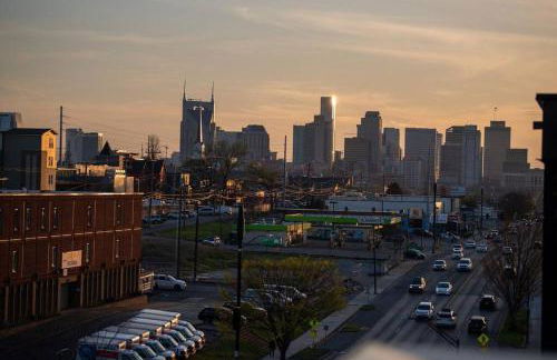 Jolene on Main - East Nash - 1 Mile to DTNash - NEW - Foto 30