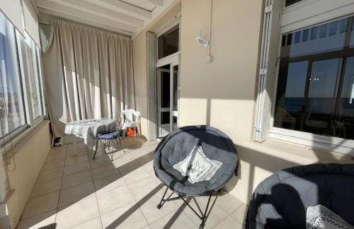 Duplex de charme en front de mer avec véranda - FR-1-361-32 - Foto 8