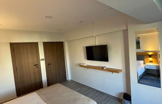 Royalova Hotel - Photo 14