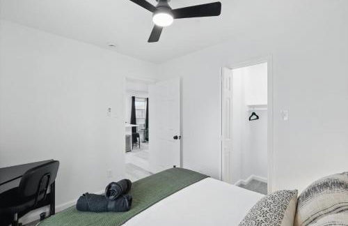 Modern 2BR Unit Hot Tub Outdoor Lounge - Foto 20