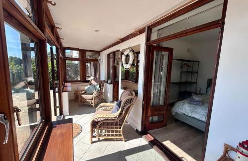 Your Lake side Retreat Sleeps 10-12 Nr Park & Sea - Photo 10