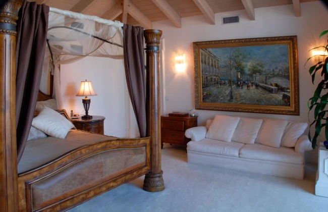 The Stradella Court Mansion - Photo 7