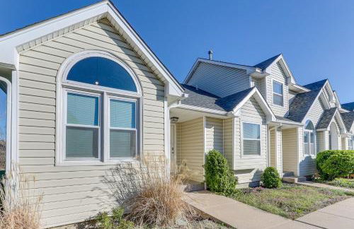 Wichita Townhome with Patio 9 Mi to Downtown! - Foto 25