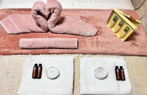 Magnífico APARTAMENTO de Charme - 3 quartos AR CONDICIONADOS SPLIT - Beira Mar, 2 banheiros, 2 Vagas Garagem, 4 Varandas, 2 Elevadores, Redes para Descanso, Wi-Fi, Air Fryer, Disney Plus, HBO Max, Cadeiras de Praia e Caixa Térmica - Photo 12