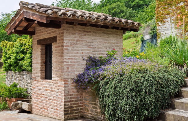 Beautiful Villa in Belforte All'isauro With Swimming Pool - Foto 2