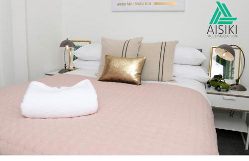 Aisiki Living at Upton Road, Multiple 1, 2, or 3-Bedroom Apartments, King or Twin Beds with Free WiFi & Parking Space - Foto 130