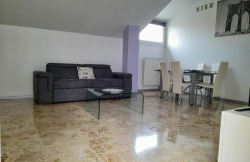 BIKE HOUSE "silver" - Photo 8