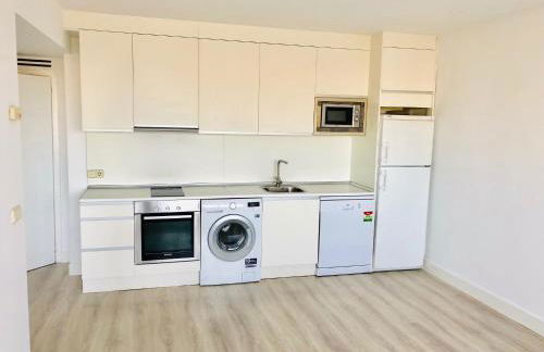 Pisos con piscina de temporada corta estancia - Foto 37