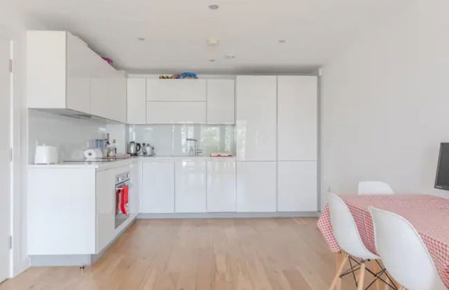 Vibrant 1BD Flat w/ Private Balcony, Camberwell! - Foto 6