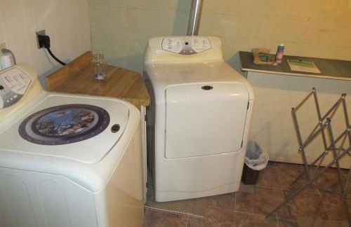 2 Blks St Marys Main Fl Beds Bath CoveredByFaith - Photo 19