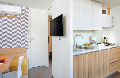 Amazing Home In Novigrad With Wifi - Photo 4