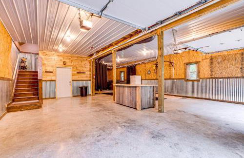 Hot Tub Haven 10 Mi to Hocking Hills State Park! - Foto 17