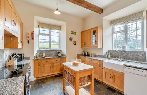 Armswell House - Photo 10