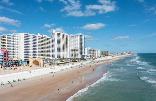 10th Floor Oasis Stunning 2BR with Spacious Private Double Balcony at The Wyndahm Ocean Walk Resort - Foto 22