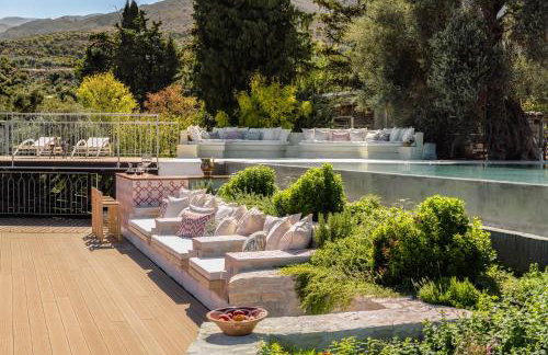 Nassibe Estate - Photo 10