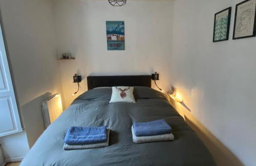 AU 47 ALLÉES D'ETIGNY - CENTRAL & STANDING - avec parking - Linge de lit et de toilette inclus - Foto 44