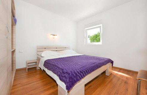 Nice Home In Rogoznica - Foto 8