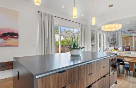 Brand New Low-Allergen Retreat with Hot Tub - Foto 22