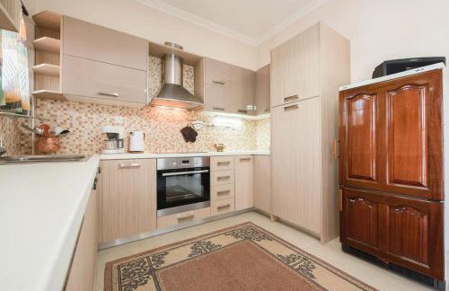 AIWA Διαμέρισμα 130τμ 1ου ορόφου σε διώροφη οικία - Foto 7