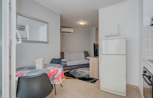 Charming Apartment With Balcony With the sea View - Photo 11