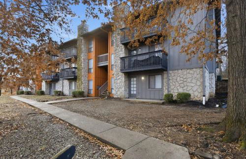 Cozy, modern apartment with bright interiors - Photo 15