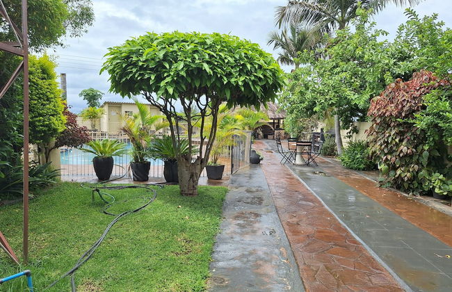 Charming 6-bed House With Swimming Pool in Harare - Foto 28