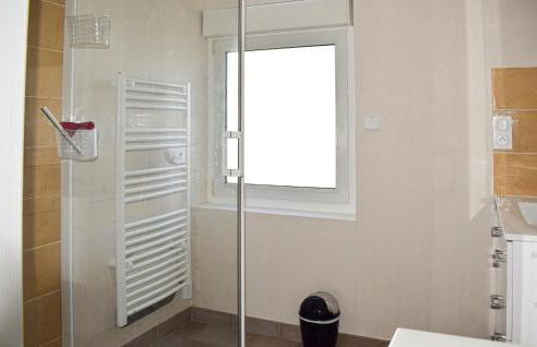 2 Bedroom Stunning Home In Pleubian - Foto 23