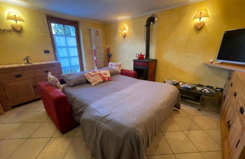 Bilocale pietra e legno immerso nella natura - Foto 19