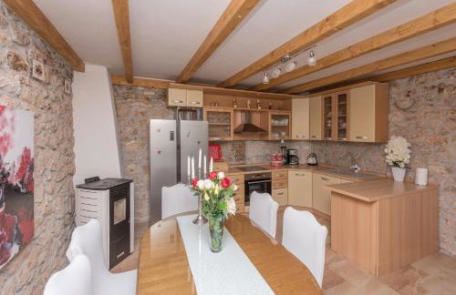 Holiday home Stipanovi Dvori with jacuzzi and pool - Foto 26