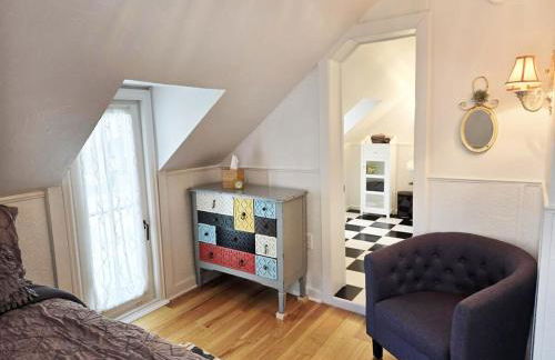 Victorian Dream! Charming Mountain View Home by Downtown - Foto 11