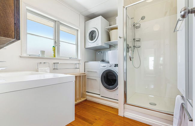 Spacious 3Br Mission Bay Home With Parking! - Photo 12