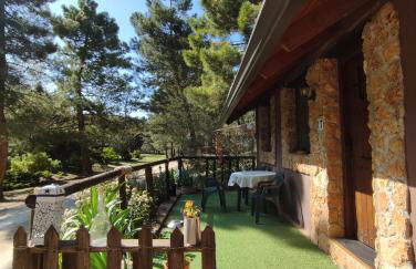 La cabaña del lago en ZAFIRO LAGUNAZO Parque Natural del Río Mundo - Foto 70