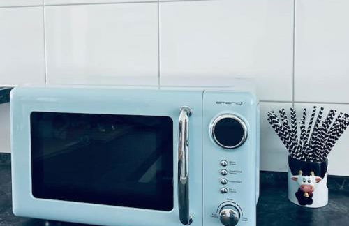 Lakefront View Entire Apartment with 2 bedrooms, 2 full bathrooms & Balcony Waterview - Foto 25