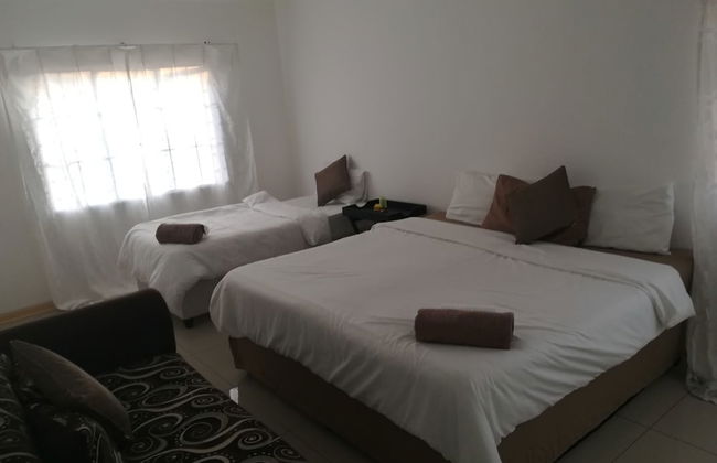 N-Self Catering Lodge - Foto 2