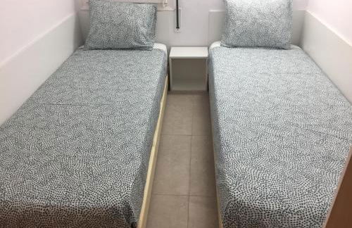 Apartamento céntrico con 2 habitaciones y Wi-Fi - Photo 4