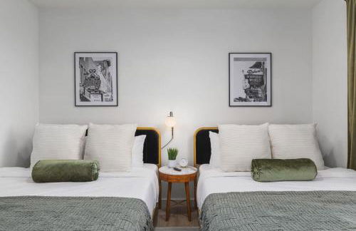 Luxury in The Gulch with Patio Pool Walk to Broadway - Foto 21