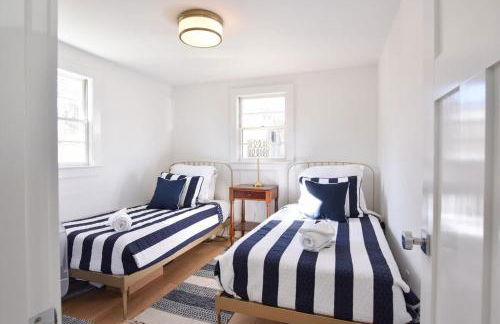 Newly Renovated Cottage on Town Cove - Foto 11