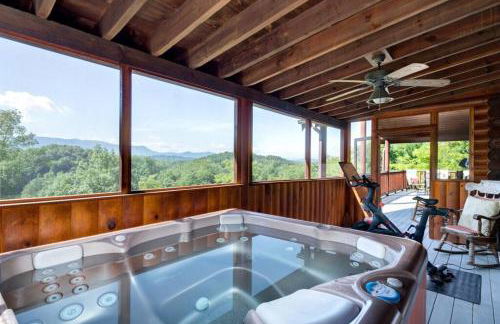 Smoke Rise Lodge · Lake Front, Luxury Cabin, Hot Tub, - Photo 3