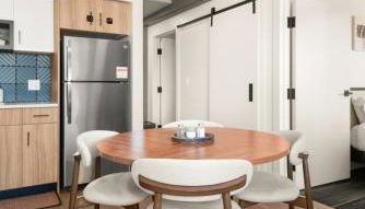 Downtown 2br 1bath with Parking - Foto 5