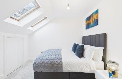 Luxurious 4-Bed Home, Sleeps 12, Free Parking - Foto 9